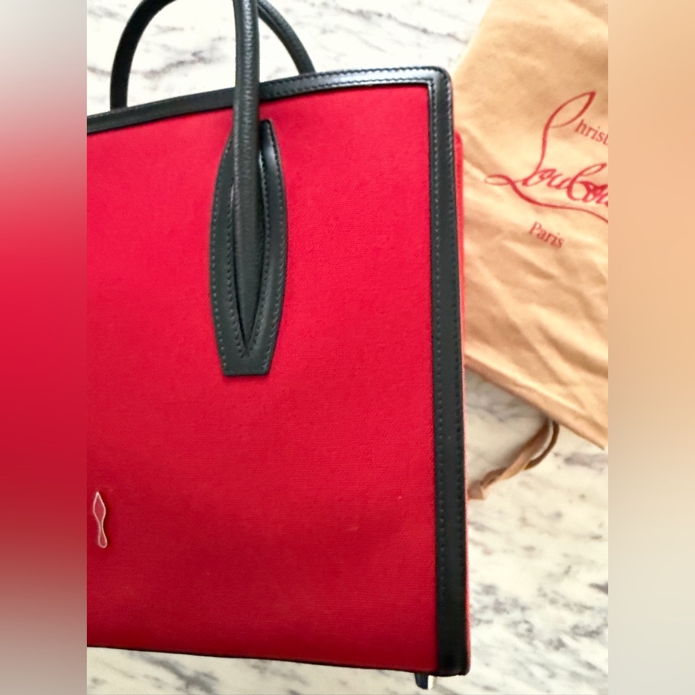 CHRISTIAN LOUBOUTIN Medium PALOMA BAG - Picture 6 of 16
